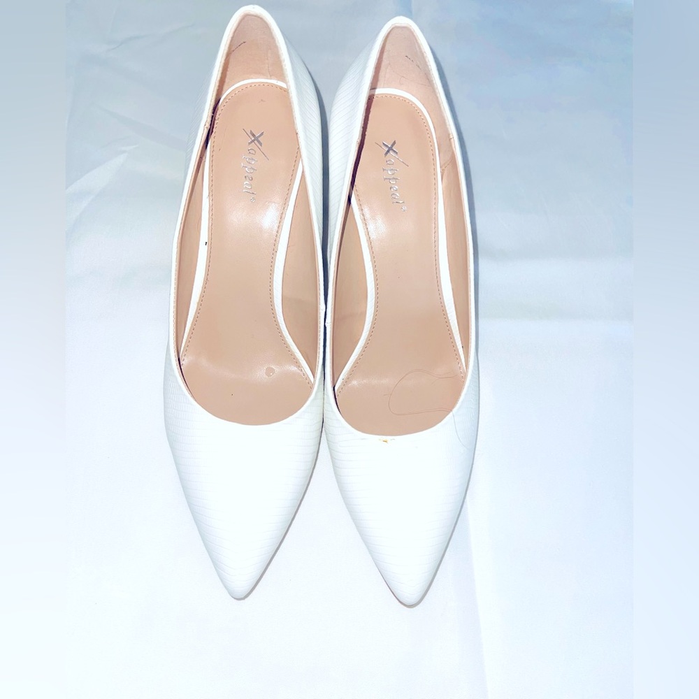 X-APPEAL White Women’s Heels for sale!